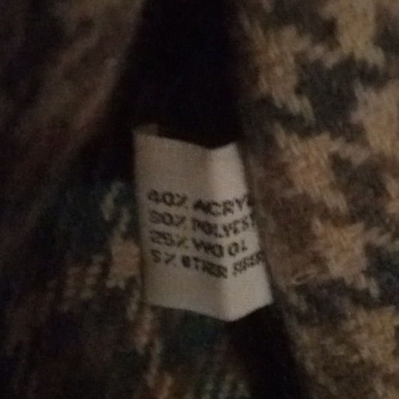 Coat - Picture 5 of 5